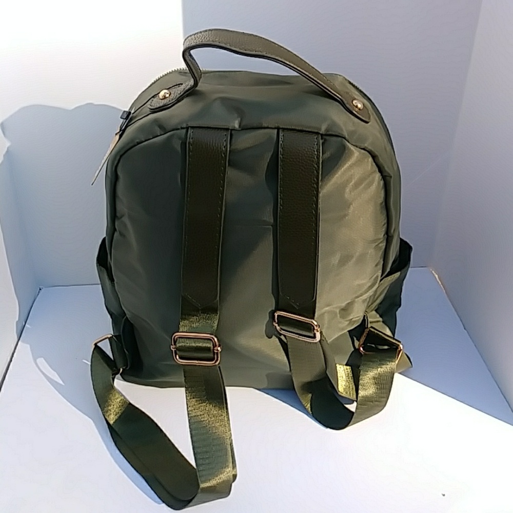 Trendy olive Backpack - Picture 3 of 4